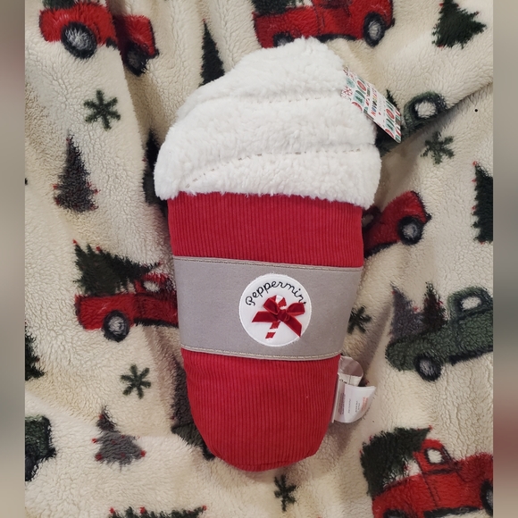 Peppermint Mocha Throw Pillow-NWT - Picture 1 of 3